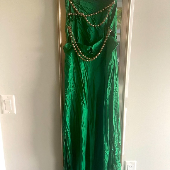 Zara Satin Max dress with slits besides - Picture 3 of 3